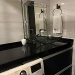Iate Plaza Flat 613